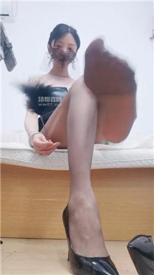 lztoy1lbzzd.jpg