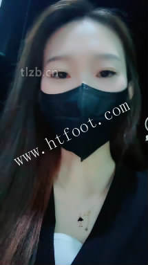 152629fkw4v1laowmx4441.jpg