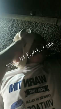 153137v514llbf4n9pp1h0.jpg