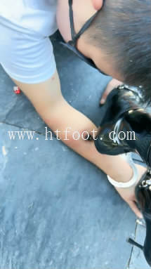 045802ausb33f4usle8xwx.jpg