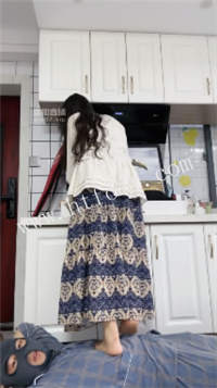 063143huq2dx2metboutet.jpg
