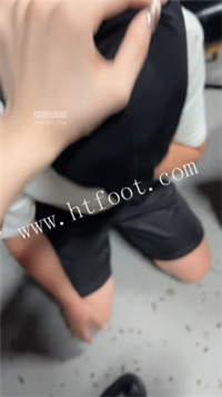 064209tv37rhafcukvy731.jpg