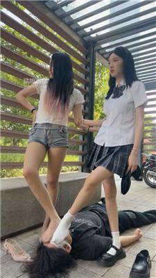 bd3xf4vqp1p.jpg