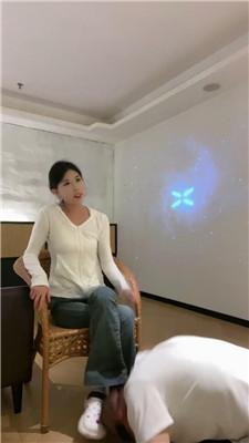 hpmmyu5kuec.jpg