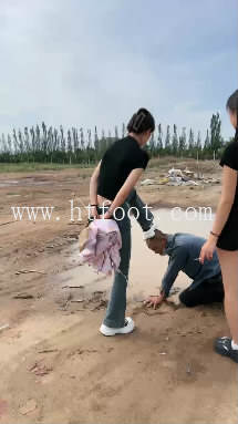 035956kpjyjuuqytmpuim2.jpg