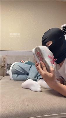 0r0g33u20c5.jpg