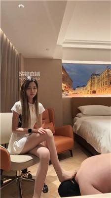 r0445mi3gbj.jpg