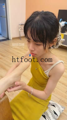 042226f4c3ht9aq264pcez.jpg