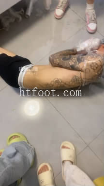 043004ss88z1efzossh18i.jpg