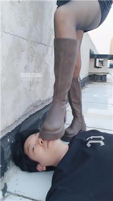 fprisou2zih.jpg
