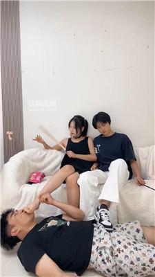 z1m1jp311fj.jpg
