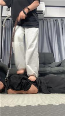 fxlamwqwfpe.jpg