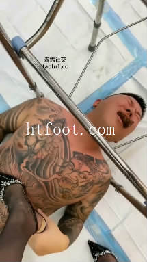 044347a0hd3rqmnrh3m3am.jpg