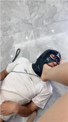 s1ukijy2h5c.jpg