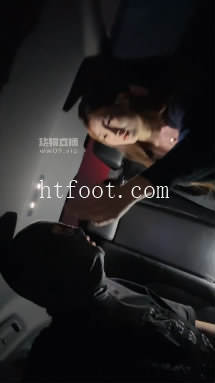 041846m6fyl282yp9ppfly.jpg