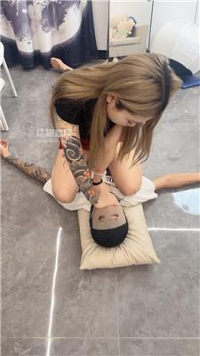 exgf3xyuewp.jpg