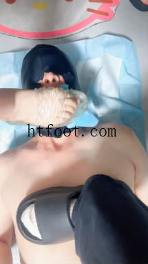 042058b02kk846x0o82abu.jpg