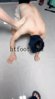 042106nb1qq1qbhbirzjez.jpg