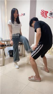 23kqyuitxkm.jpg