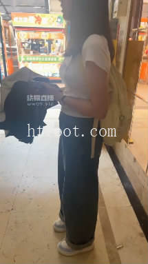 062813satay21qr48z7zvn.jpg
