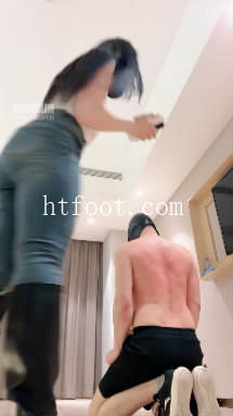 041123v1luljf0vbwk0l1v.jpg