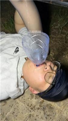 33joidzadrx.jpg