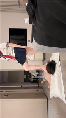 33gya5ba0mj.jpg