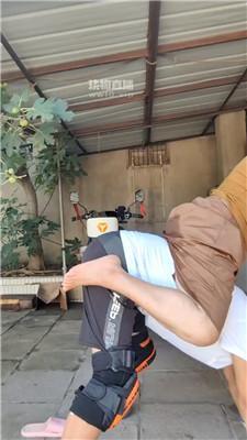 ipgeaxt4jvd.jpg