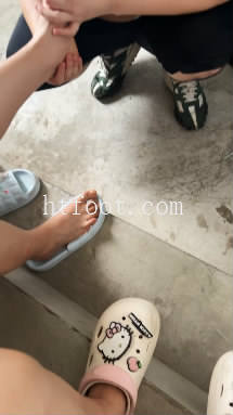 044734x44m2z66cc4z42r6.jpg