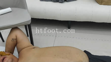 083650rb48chyyfb8c3loz.jpg