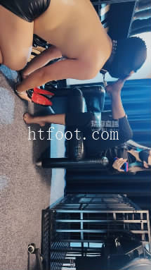 043909j13fdhd86qc8oxf3.jpg