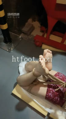 055830r4i949gtp79iexfp.jpg