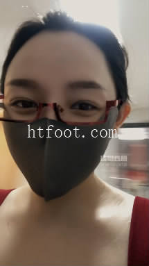060418bwgklgoldwmizlm1.jpg