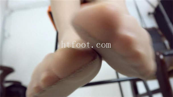 091240w17kik575kcdic1e.jpg