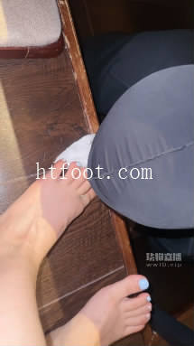 055916b88artcarwu0zwti.jpg