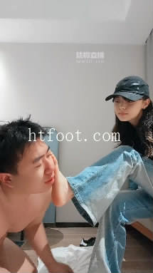 063647m3xirh39th9i9384.jpg