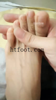 041702yfggfzg1ke1yaxdx.jpg