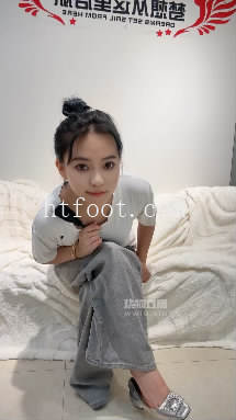 120409tuxu4kftuf57fxkj.jpg