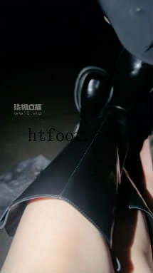 095648ph0o4jyjcxqxnc0f.jpg