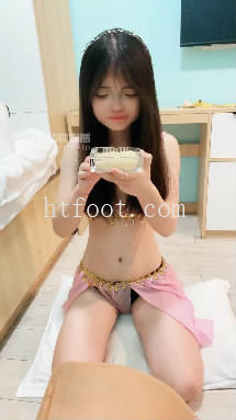 132001mh6zw6thmmmt6stz.jpg
