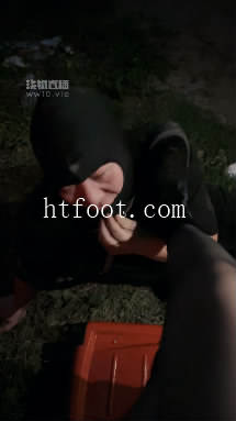 132809ptugtygxx34tm4vx.jpg