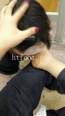 132145q8rt03aw70356q5g.jpg