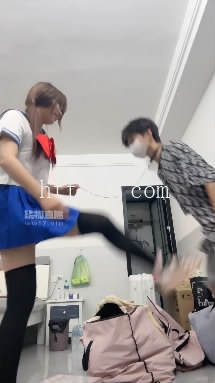 132556ej6xl0loojm8d6op.jpg