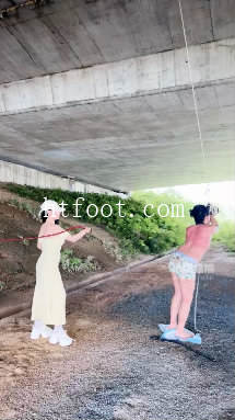 151401c7y0ydc5r4fy404y.jpg