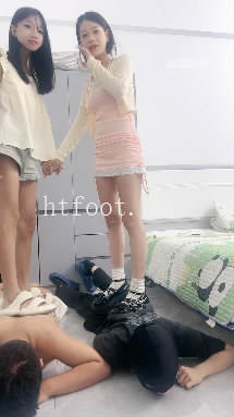 162534ibbtt6jkjmb4loly.jpg