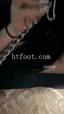 162853zg74c510b09rse7o.jpg