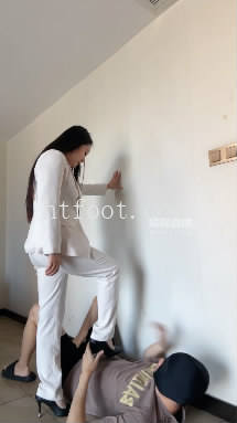 143219mn5005n0iddf1025.jpg