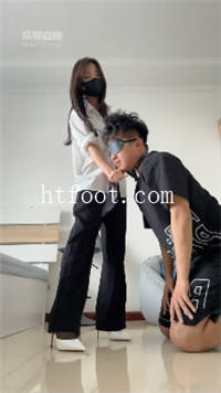 060903xid16actqnmdfmic.jpg