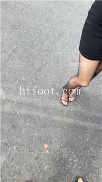 012621ahobu8hmrrrob2by.jpg