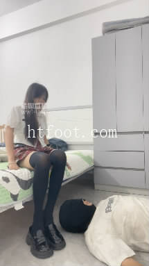 030418oytuwym0d8453zw7.jpg